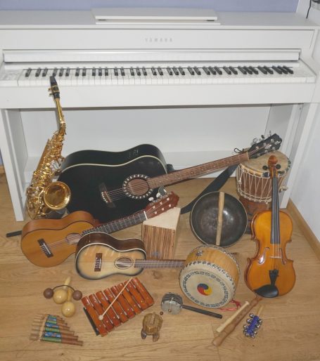 Aufstellung mit Musik Aufstellung mit Musik